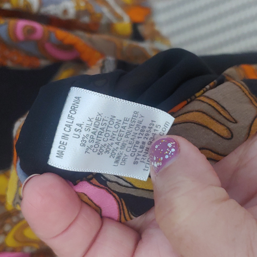 Trina Turk Silk size 4 Dress. - Picture 7 of 7